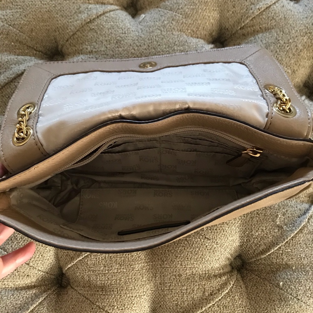 Michael Kors chain bag - Picture 4 of 5